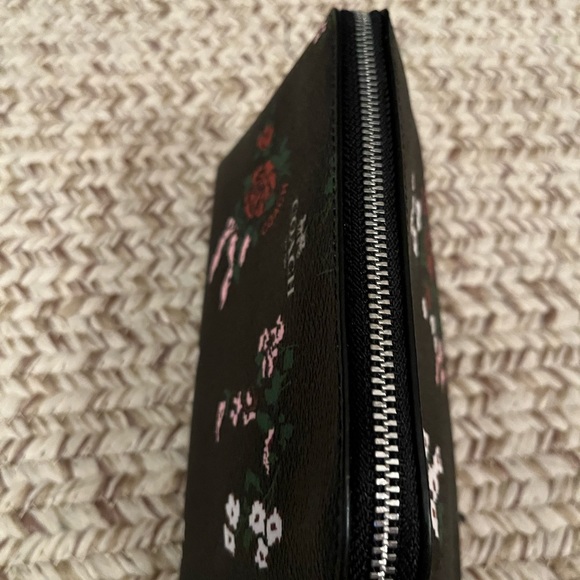 NWT! Coach Floral Tote 6 piece set-MUST SELL- PRICE DROP firm - Picture 7 of 16